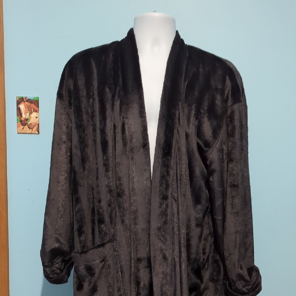 Majestic Sterling Black Garment